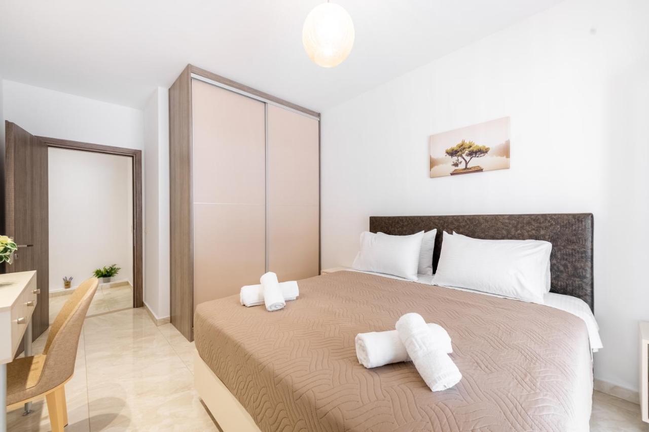 4You Luxury Apartments By Keyplanner Moraḯtika Ngoại thất bức ảnh